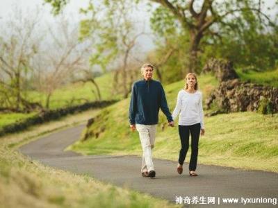 肝囊腫最怕三種運動，散步/打太極拳/瑜伽(可輔助緩解身體不適)