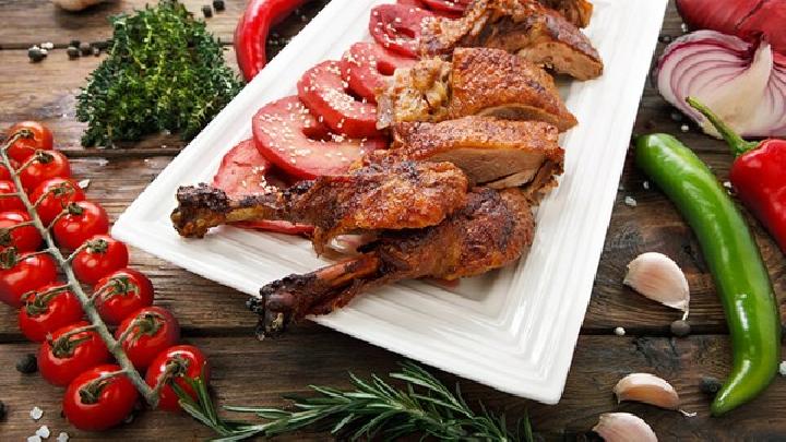 晚上喝粥能減肥嗎?喝粥有利于減肥嗎?-易網<a href=http://www.jsjjzhkt.cn/ target=_blank class=infotextkey>健康養生</a>網 晚上喝粥能減肥嗎?喝粥有利于減肥嗎?