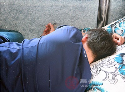 身體三處不舒服的人 每天堅持走路 病癥可能會悄悄痊愈了