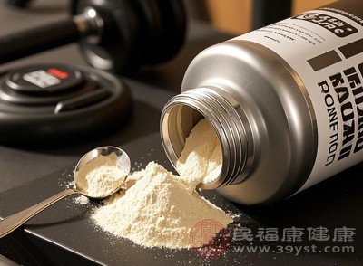 健身吃蛋白粉=智商稅嗎 幾招教你喝出“鈔能力肌肉”-易網(wǎng)健康<a href=http://www.jsjjzhkt.cn/jkys/ target=_blank class=infotextkey>養(yǎng)生</a>網(wǎng) 健身吃蛋白粉=智商稅嗎 幾招教你喝出“鈔能力肌肉”