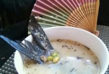 雞汁魚(yú)尾湯的做法-咸鮮味煮菜譜