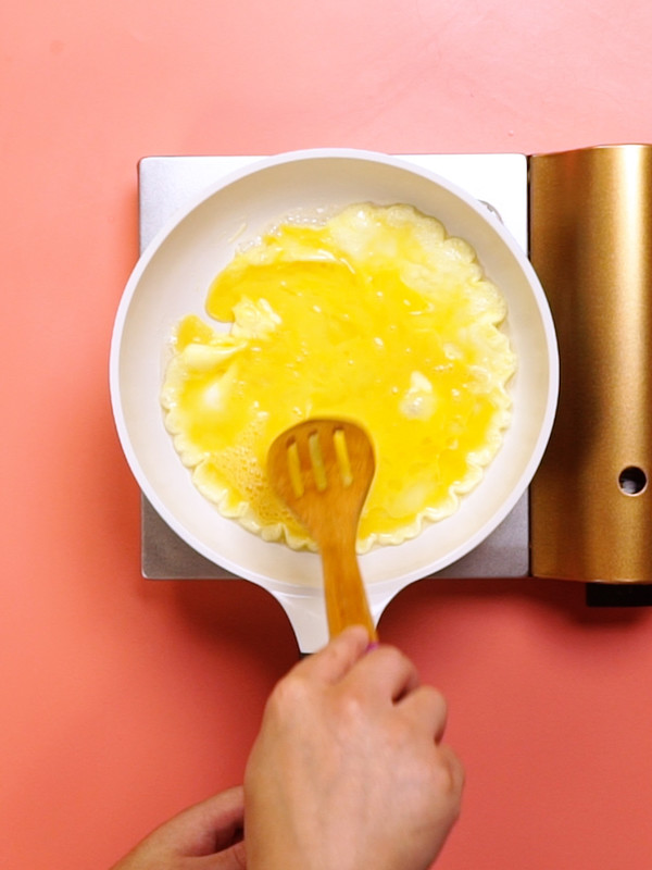 香菇炒雞蛋的做法-家常味炒菜譜-易網健康養生網 香菇炒雞蛋的做法-家常味炒菜譜