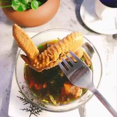 黑枸杞養(yǎng)生雞湯的做法-家常味煲菜譜