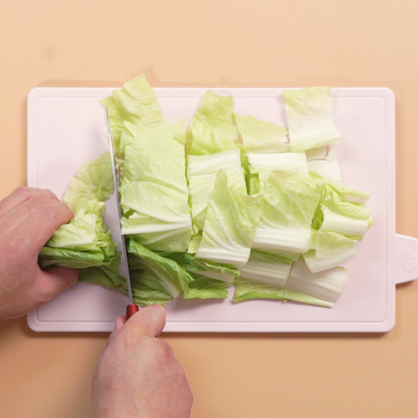 白菜豆腐湯的做法-家常味煮菜譜-易網<a href=http://www.jsjjzhkt.cn/ target=_blank class=infotextkey>健康養生</a>網 白菜豆腐湯的做法-家常味煮菜譜