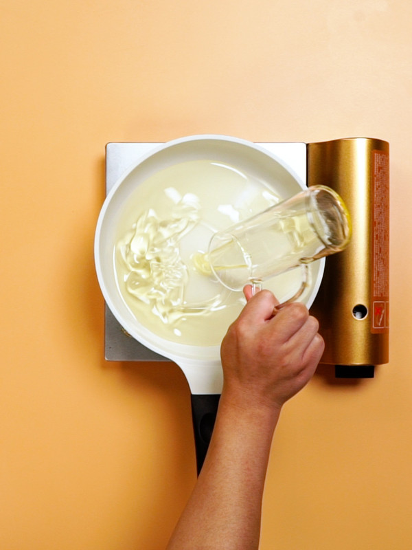 蘿卜丸子的做法-家常味炸菜譜-易網健康養生網 蘿卜丸子的做法-家常味炸菜譜