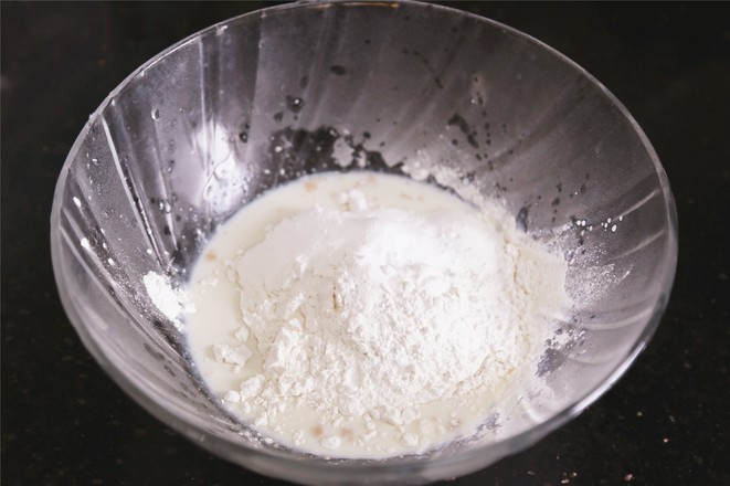 小豬佩奇饅頭的做法-甜味蒸菜譜-易網<a href=http://www.jsjjzhkt.cn/ target=_blank class=infotextkey>健康養生</a>網 小豬佩奇饅頭的做法-甜味蒸菜譜