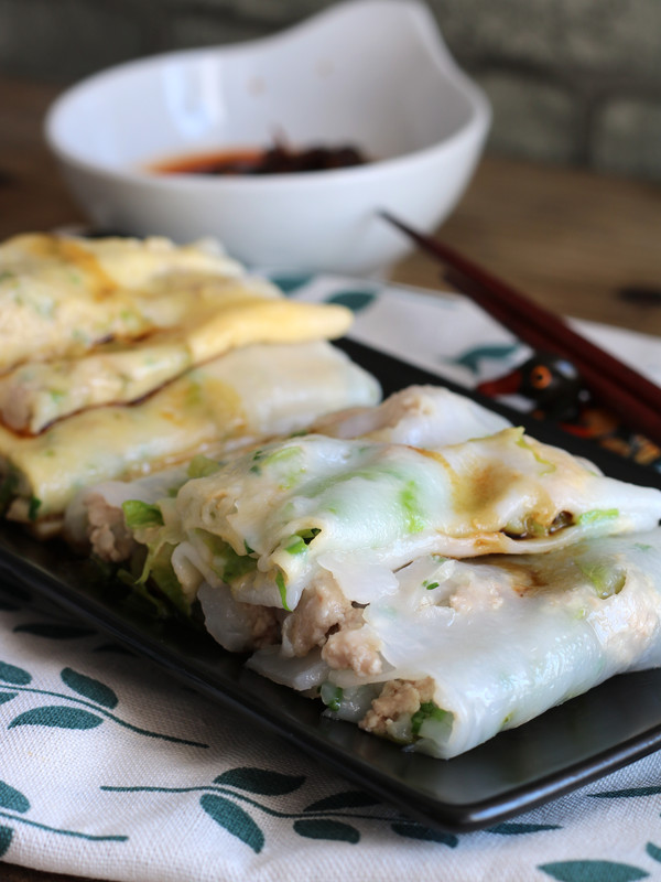 雙味卷腸粉的做法-咸鮮味蒸菜譜-易網健康養生網 雙味卷腸粉的做法-咸鮮味蒸菜譜