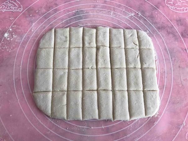 紅棗大米蒸糕的做法-家常味蒸菜譜-易網健康養生網 紅棗大米蒸糕的做法-家常味蒸菜譜