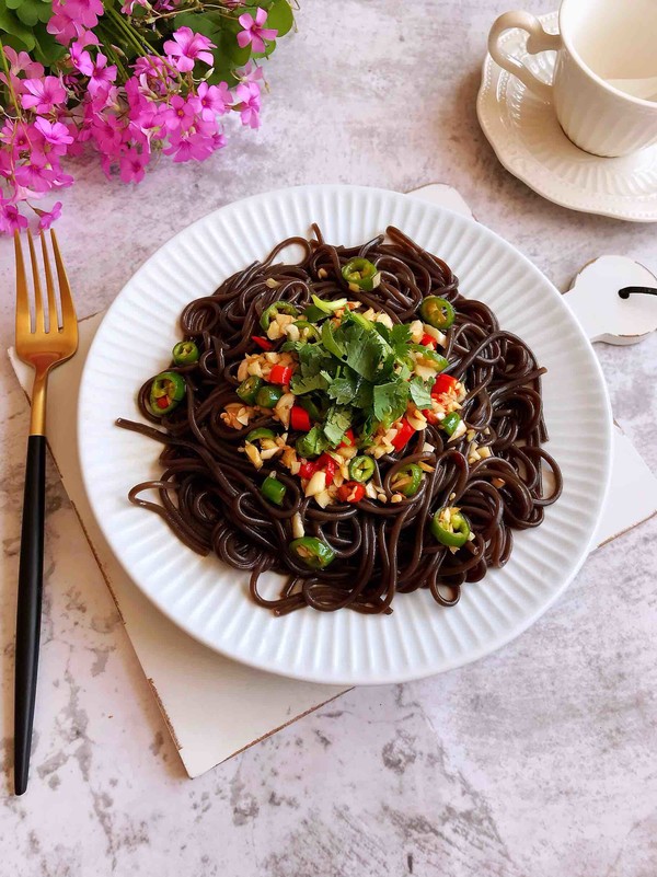 酸辣蕨根粉的做法-酸辣味拌菜譜