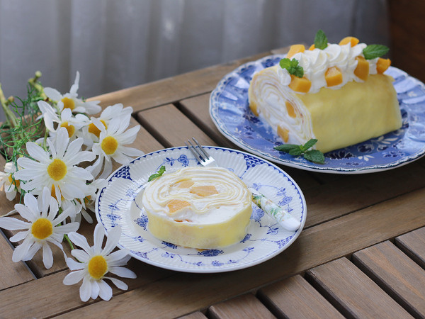 黃桃千層蛋糕卷的做法-甜味烘焙菜譜-易網(wǎng)健康養(yǎng)生網(wǎng) 黃桃千層蛋糕卷的做法-甜味烘焙菜譜