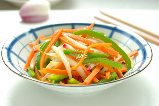 清炒三絲的做法-家常味炒菜譜-易網(wǎng)健康養(yǎng)生網(wǎng) 清炒三絲的做法-家常味炒菜譜