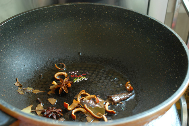 砂鍋牛腩的做法-家常味燉菜譜-易網(wǎng)健康養(yǎng)生網(wǎng) 砂鍋牛腩的做法-家常味燉菜譜