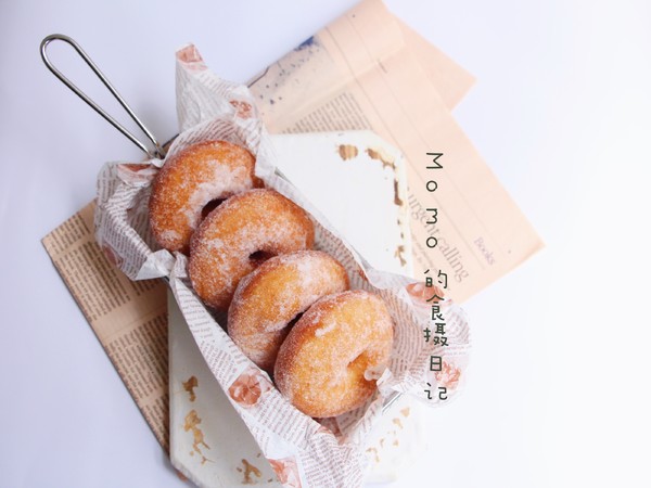 甜了個甜甜圈的做法-甜味炸菜譜-易網健康養生網 甜了個甜甜圈的做法-甜味炸菜譜