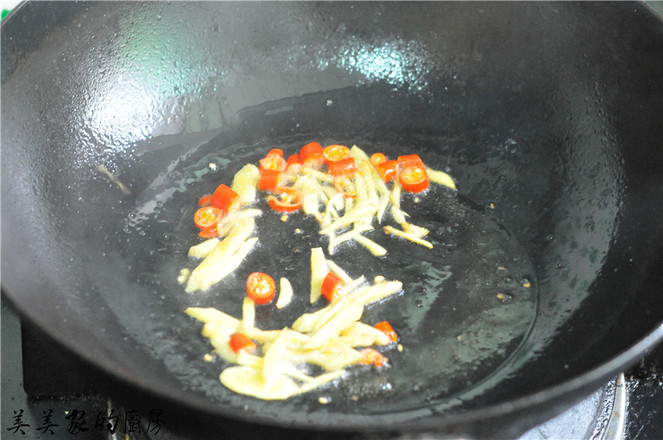 香燜豬尾巴的做法-香辣味炒菜譜-易網健康養生網 香燜豬尾巴的做法-香辣味炒菜譜