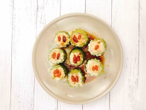 減肥餐~苦瓜釀肉的做法-咸鮮味蒸菜譜-易網健康養生網 減肥餐~苦瓜釀肉的做法-咸鮮味蒸菜譜