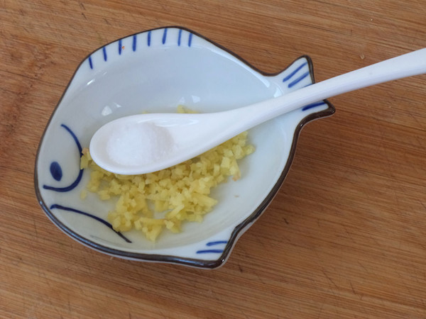 清蒸茄子的做法-香辣味蒸菜譜-易網(wǎng)健康養(yǎng)生網(wǎng) 清蒸茄子的做法-香辣味蒸菜譜