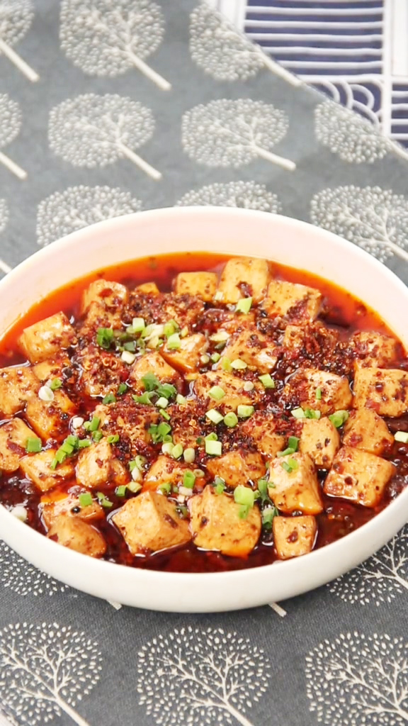 麻婆豆腐的做法-麻辣味炒菜譜-易網健康養生網 麻婆豆腐的做法-麻辣味炒菜譜