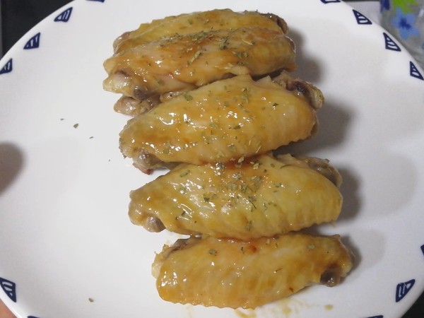 可樂鹽雞翅的做法-家常味煎菜譜-易網健康養生網 可樂鹽雞翅的做法-家常味煎菜譜