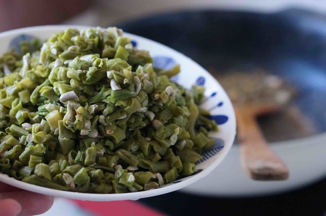 蜆肉炒豆角的做法-家常味炒菜譜