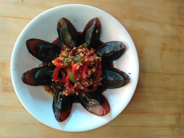 雙椒虎皮皮蛋的做法-麻辣味拌菜譜-易網健康養生網 雙椒虎皮皮蛋的做法-麻辣味拌菜譜