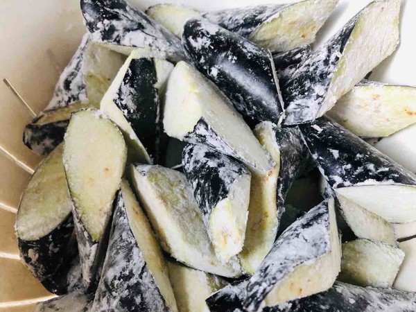 有油水的地三鮮的做法-家常味炒菜譜-易網健康養生網 有油水的地三鮮的做法-家常味炒菜譜