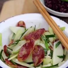 臘腸炒芥藍的做法-咸鮮味炒菜譜