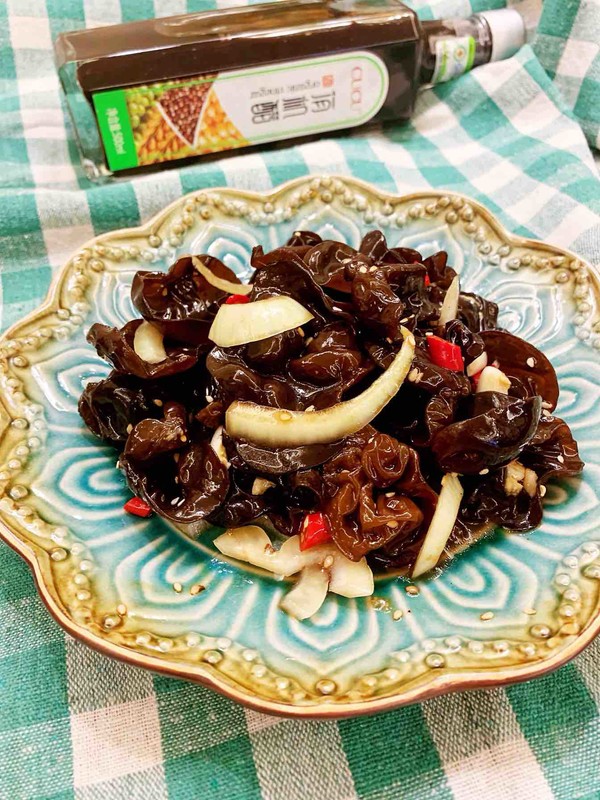 老醋木耳(CUCU有機(jī)醋)的做法-酸辣味拌菜譜