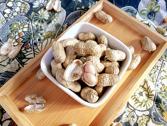 鹽水花生的做法-家常味煮菜譜-易網健康養生網 鹽水花生的做法-家常味煮菜譜