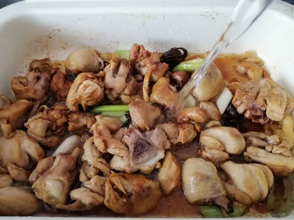 土豆胡蘿卜燜雞塊的做法-咸鮮味燉菜譜