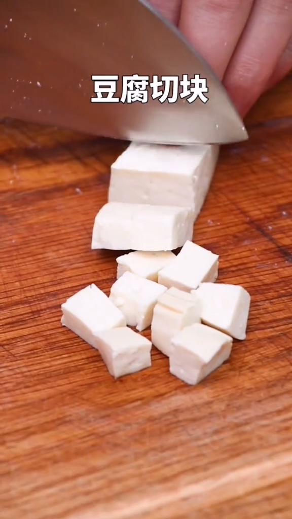 涼拌皮蛋的做法-家常味炒菜譜-易網(wǎng)健康養(yǎng)生網(wǎng) 涼拌皮蛋的做法-家常味炒菜譜