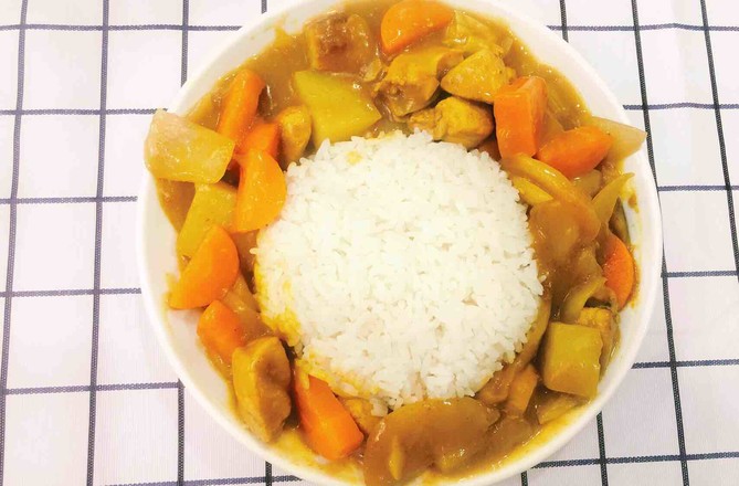 咖喱雞丁的做法-咸鮮味炒菜譜-易網健康養生網 咖喱雞丁的做法-咸鮮味炒菜譜