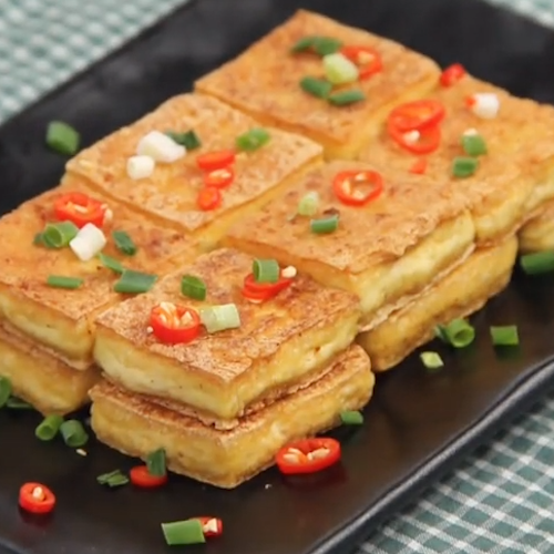 鹽煎豆腐的做法-家常味炒菜譜