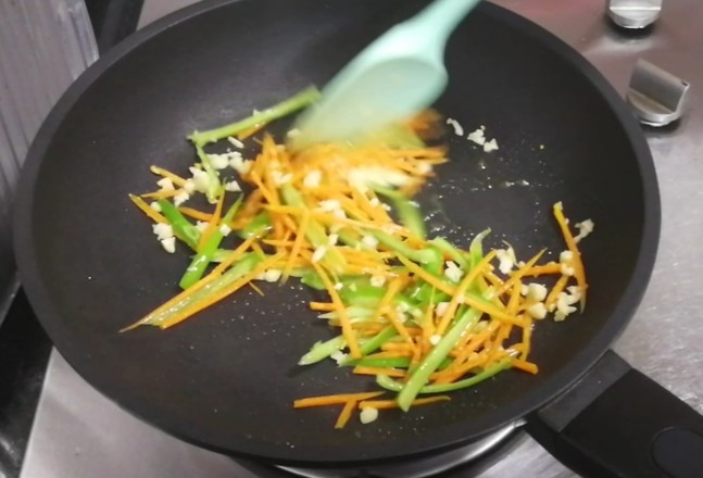 涼拌金針菇的做法-酸甜味拌菜譜-易網健康養生網 涼拌金針菇的做法-酸甜味拌菜譜