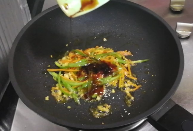 涼拌金針菇的做法-酸甜味拌菜譜-易網健康養生網 涼拌金針菇的做法-酸甜味拌菜譜