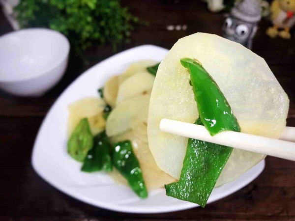 土豆這樣做簡單又美味的做法-家常味炒菜譜-易網健康養生網 土豆這樣做簡單又美味的做法-家常味炒菜譜