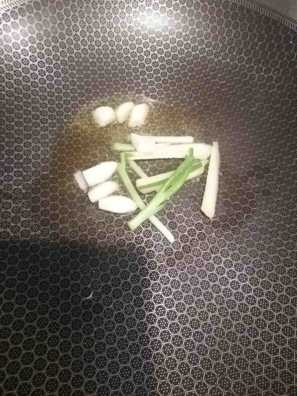 田雞燒毛豆的做法-家常味燒菜譜-易網健康養生網 田雞燒毛豆的做法-家常味燒菜譜