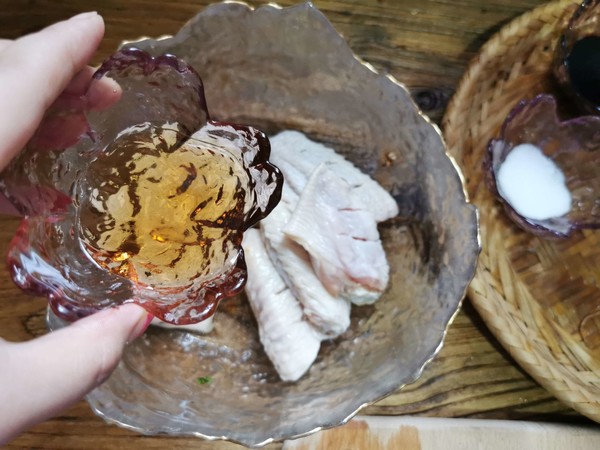 一瓶可樂玩轉(zhuǎn)一道菜——可樂雞翅的做法-家常味燒菜譜-易網(wǎng)健康養(yǎng)生網(wǎng) 一瓶可樂玩轉(zhuǎn)一道菜——可樂雞翅的做法-家常味燒菜譜