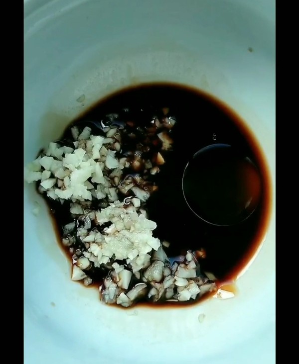 《青瓜海蜇》的做法-酸辣味拌菜譜-易網健康養生網 《青瓜海蜇》的做法-酸辣味拌菜譜