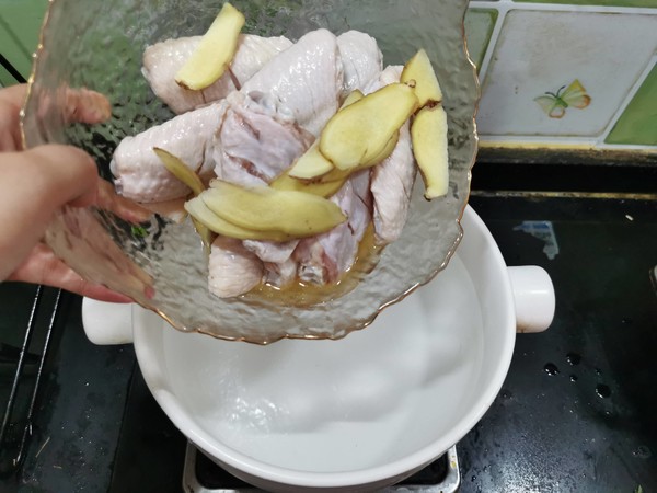 一瓶可樂玩轉(zhuǎn)一道菜——可樂雞翅的做法-家常味燒菜譜-易網(wǎng)健康養(yǎng)生網(wǎng) 一瓶可樂玩轉(zhuǎn)一道菜——可樂雞翅的做法-家常味燒菜譜