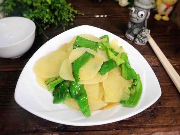 土豆這樣做簡單又美味的做法-家常味炒菜譜-易網健康養生網 土豆這樣做簡單又美味的做法-家常味炒菜譜