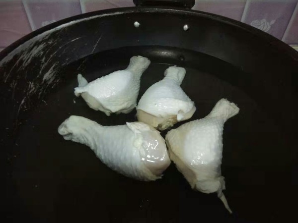 鹵雞腿的做法-香辣味鹵菜譜-易網健康養生網 鹵雞腿的做法-香辣味鹵菜譜