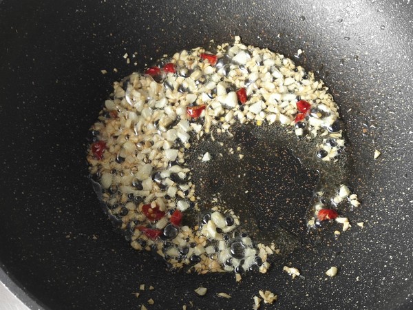 蒜香油淋蘆筍的做法-酸辣味拌菜譜-易網健康養生網 蒜香油淋蘆筍的做法-酸辣味拌菜譜