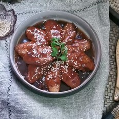 一瓶可樂玩轉(zhuǎn)一道菜——可樂雞翅的做法-家常味燒菜譜