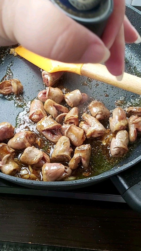 蠔油雞心的做法-家常味炒菜譜-易網健康養生網 蠔油雞心的做法-家常味炒菜譜