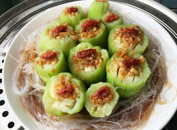 蒜蓉粉絲蒸絲瓜的做法-咸鮮味蒸菜譜
