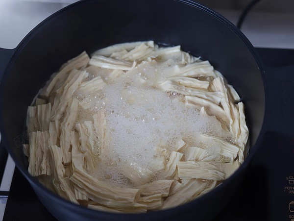 涼拌腐竹的做法-家常味拌菜譜-易網(wǎng)健康養(yǎng)生網(wǎng) 涼拌腐竹的做法-家常味拌菜譜