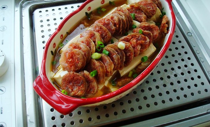 臘腸蒸豆腐的做法-咸鮮味蒸菜譜-易網健康養生網 臘腸蒸豆腐的做法-咸鮮味蒸菜譜