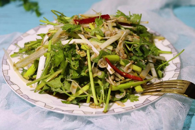 蝦皮老虎菜的做法-咸鮮味拌菜譜-易網健康養生網 蝦皮老虎菜的做法-咸鮮味拌菜譜