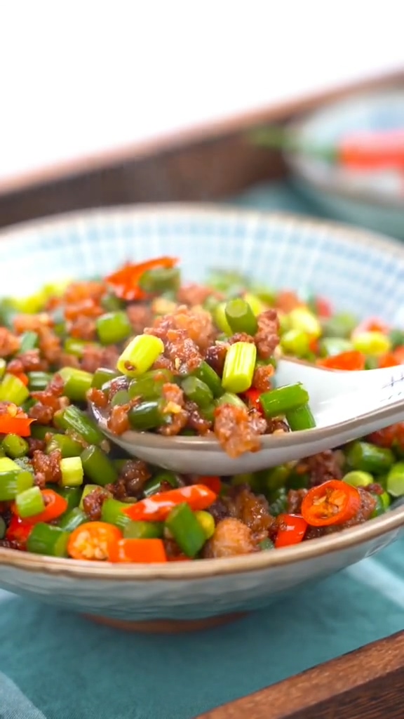 爆炒蒼蠅頭的做法-咸鮮味炒菜譜