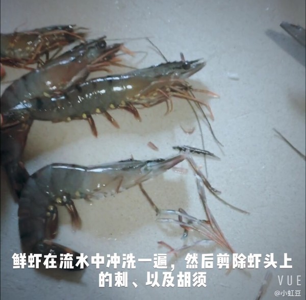 爆炒黑虎蝦的做法-咸鮮味炒菜譜-易網<a href=http://www.jsjjzhkt.cn/ target=_blank class=infotextkey>健康養生</a>網 爆炒黑虎蝦的做法-咸鮮味炒菜譜